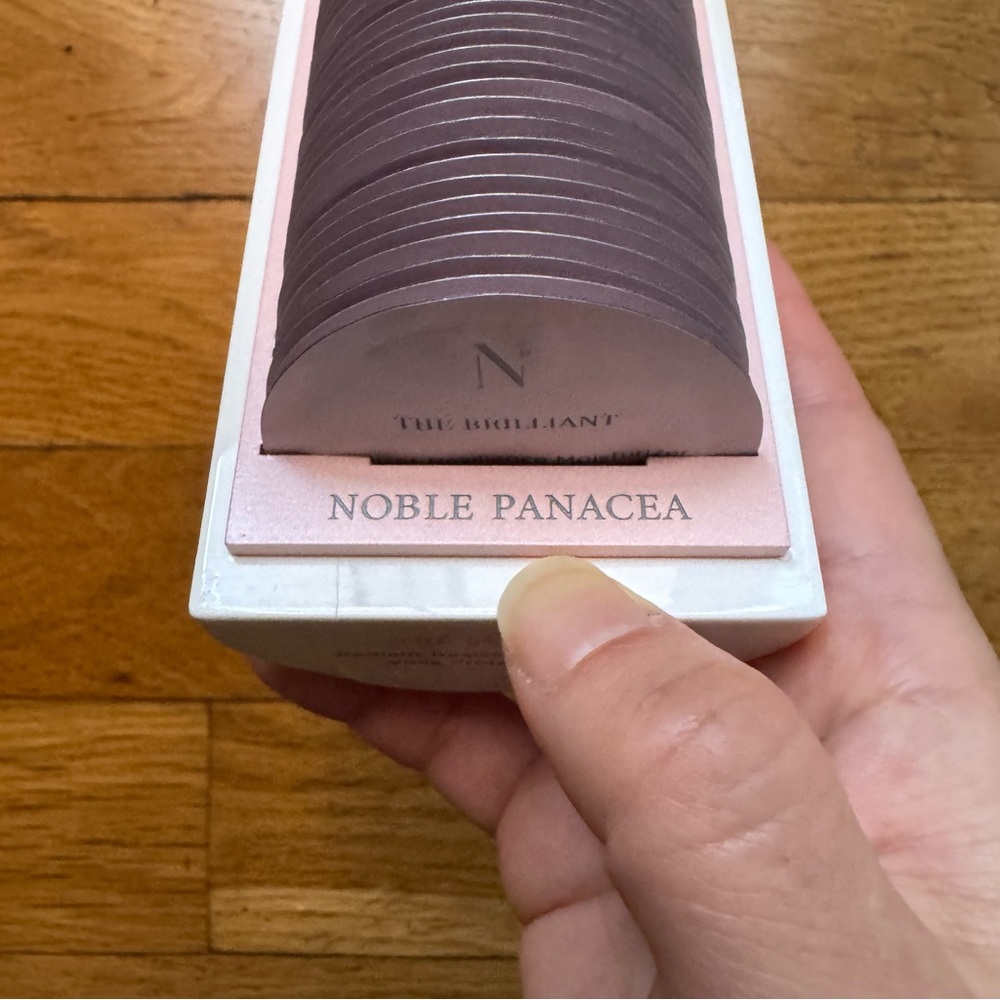 NWOT Noble Panacea the brillant radiant resilience moisturizer - Picture 8 of 12